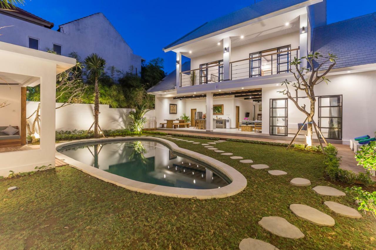Villa Jamu Семіньяк Екстер'єр фото