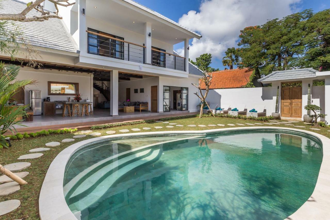 Villa Jamu Семіньяк Екстер'єр фото